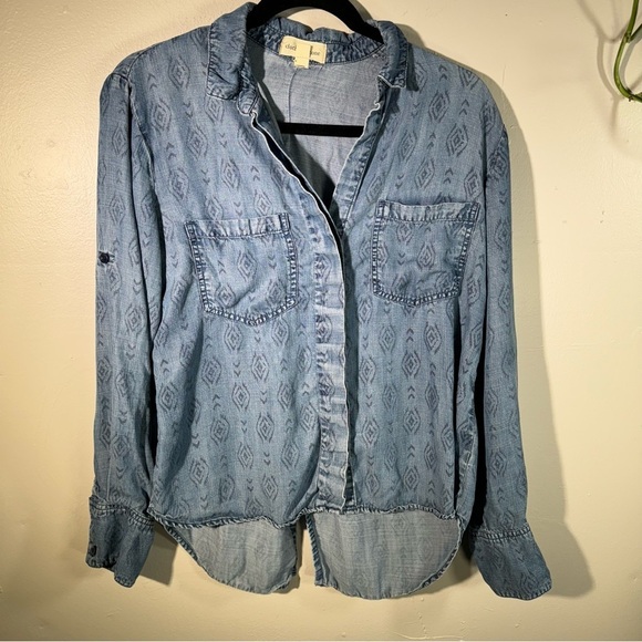 Cloth&Stone Roll Tab Sleeve Blue Tencel Button Up Shirt denim chambray tribal - Picture 11 of 14